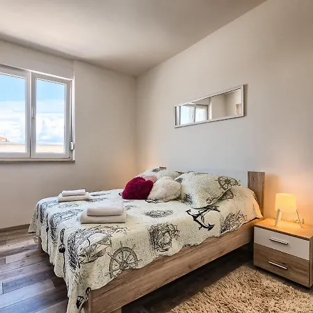 Joelle Apartamento Pula