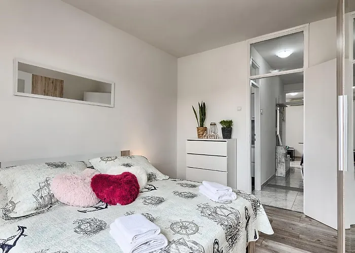 Apartment Joelle *