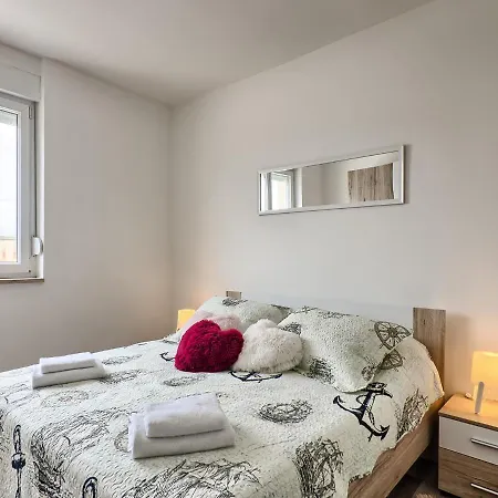 Joelle Apartament